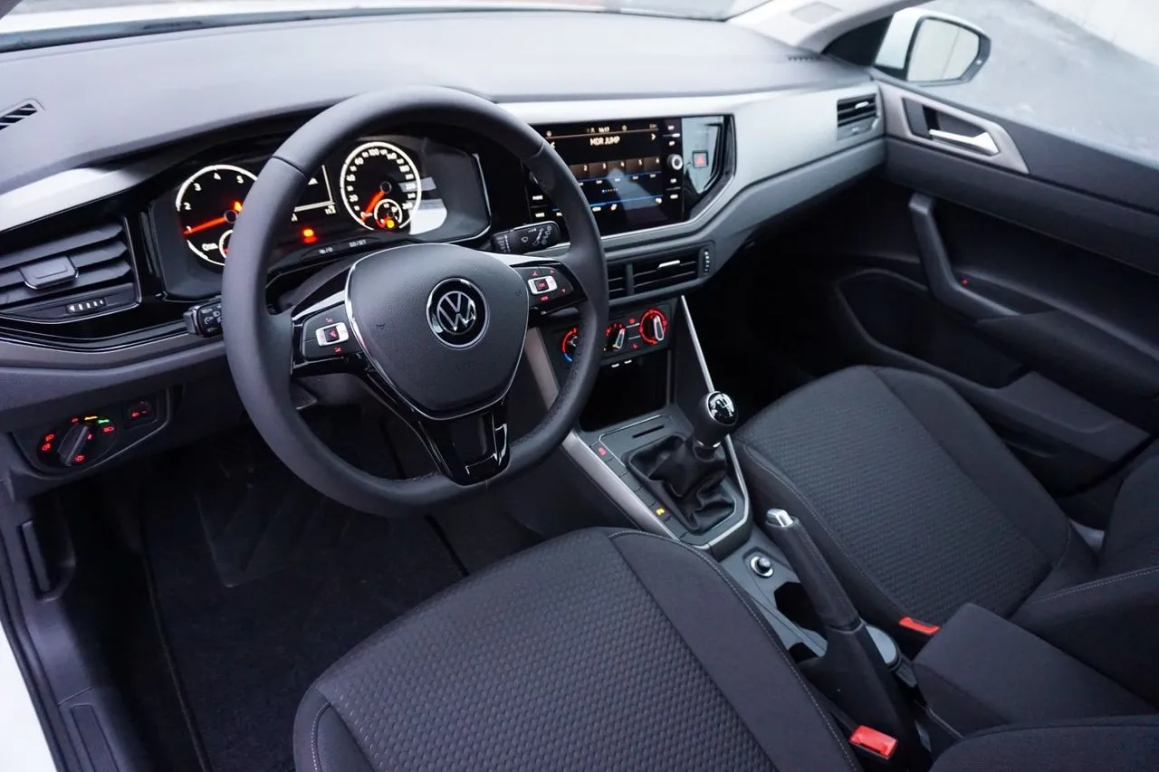 Volkswagen Polo 1.0 TSI Sitzheizung Bluetooth...  Image 8